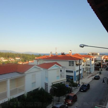 Chris Apartments Metamorfosi  Bagian luar foto
